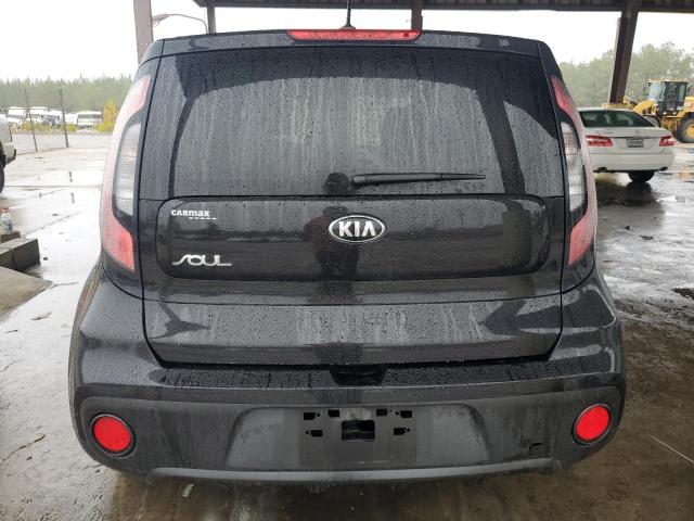 KNDJN2A23J7504679 - 2018 KIA SOUL BLACK photo 6