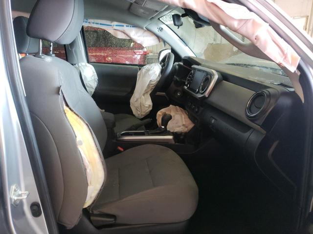 3TYAX5GN8NT038986 - 2022 TOYOTA TACOMA DOUBLE CAB 银色 照片 7