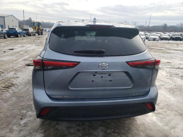5TDHZRBH6NS222188 - 2022 TOYOTA HIGHLANDER XLE BLUE photo 6