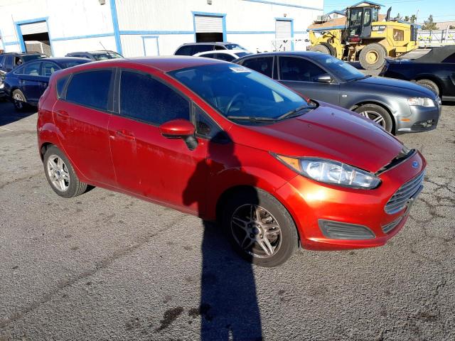 3FADP4EJ1JM107312 - 2018 FORD FIESTA SE RED photo 4