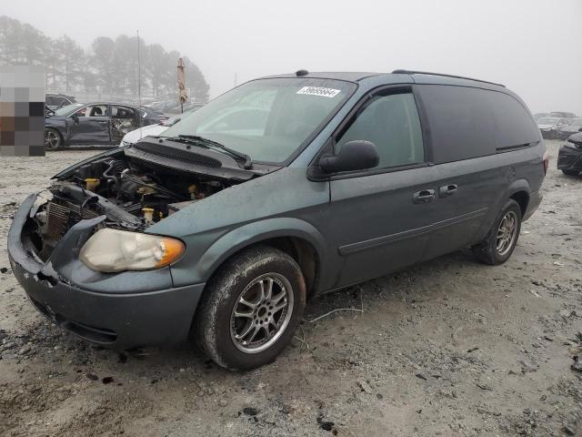 2005 CHRYSLER TOWN & COU LX, 