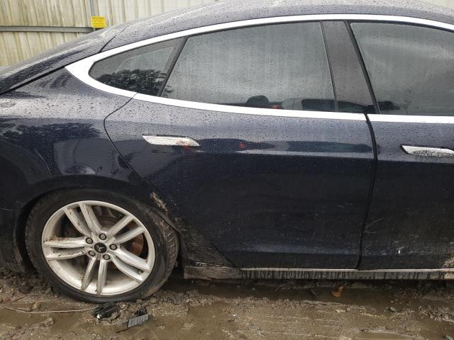 5YJSA1CN7DFP09938 - 2013 TESLA MODEL S Սև լուսանկար 10