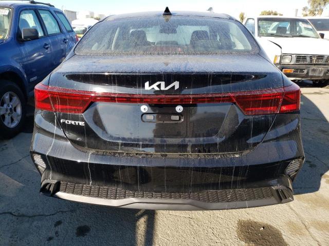 3KPF24AD2PE558432 - 2023 KIA FORTE LX BLACK photo 6