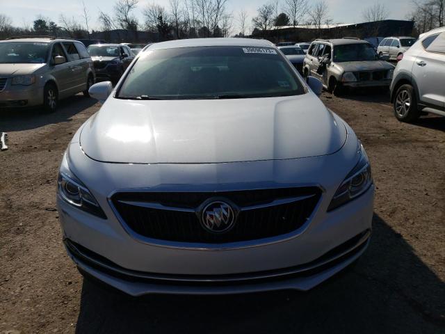 1G4ZN5SSXKU111909 - 2019 BUICK LACROSSE PREFERRED WHITE photo 5