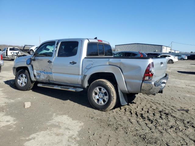 5TFJU4GN3CX016237 - 2012 TOYOTA TACOMA DOUBLE CAB PRERUNNER SILVER photo 2