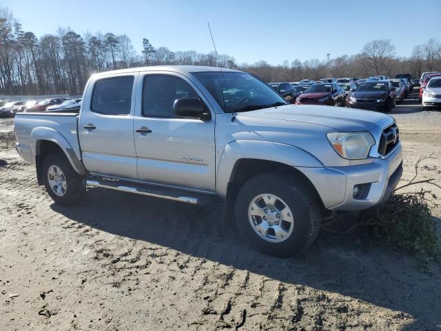 5TFJU4GN3CX016237 - 2012 TOYOTA TACOMA DOUBLE CAB PRERUNNER SILVER photo 4