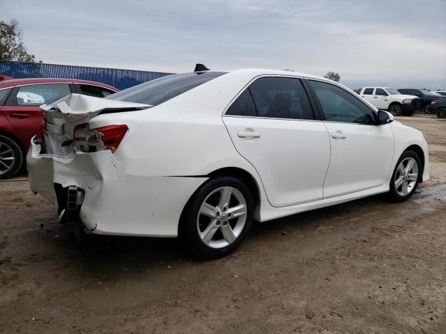 4T1BF1FK5EU333733 - 2014 TOYOTA CAMRY L WHITE photo 3