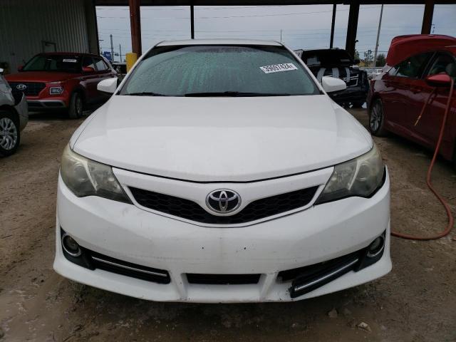 4T1BF1FK5EU333733 - 2014 TOYOTA CAMRY L WHITE photo 5