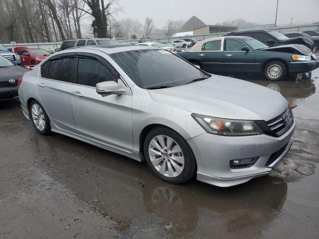 1HGCR2F84DA258079 - 2013 HONDA ACCORD EXL SILVER photo 4