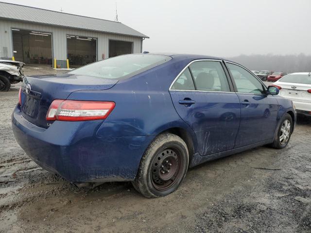 4T1BF3EK8BU617298 - 2011 TOYOTA CAMRY BASE BLUE photo 3