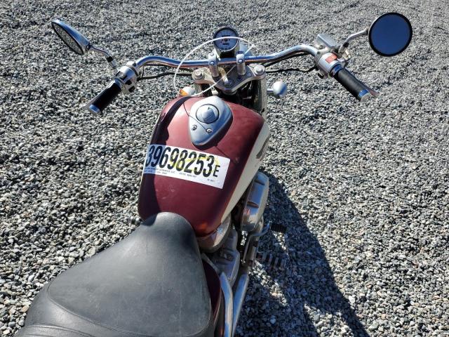 JH2RC4472WM000071 - 1998 HONDA VT750 CD2 TWO TONE photo 5