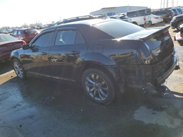 2C3CCAGG8EH337357 - 2014 CHRYSLER 300 S BLACK photo 2