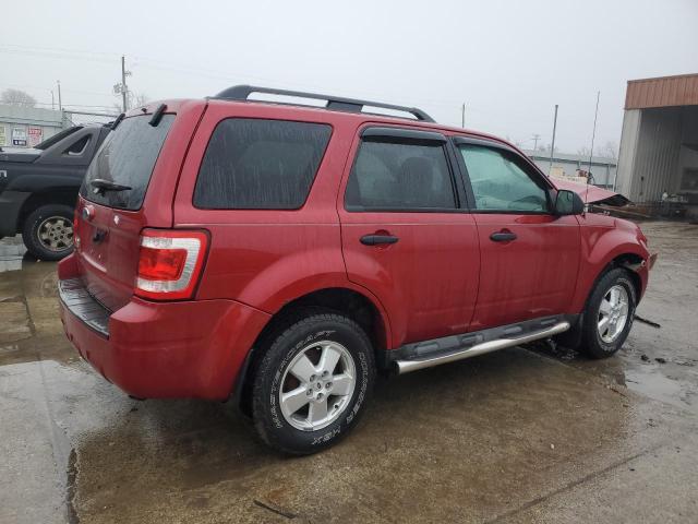 1FMCU9D77BKA05759 - 2011 FORD ESCAPE XLT BURGUNDY photo 3