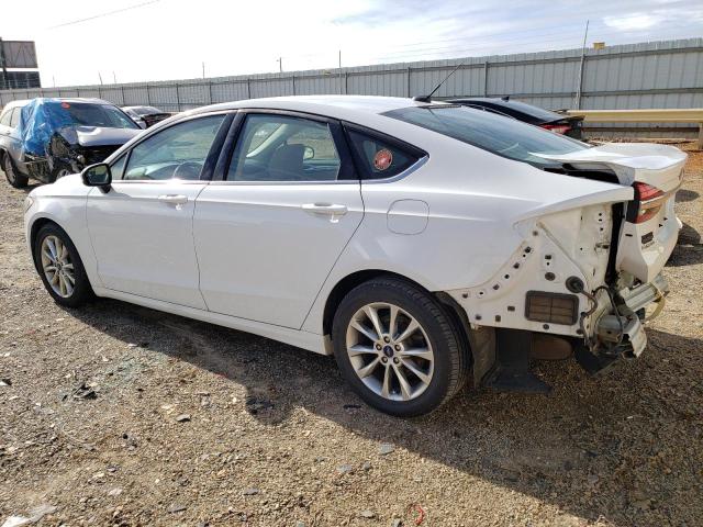 3FA6P0H7XHR104374 - 2017 FORD FUSION SE WHITE photo 2