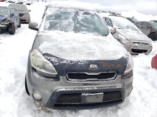 KNDJT2A64D7541530 - 2013 KIA SOUL + GRAY photo 5