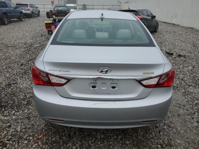 5NPEB4AC4BH295562 - 2011 HYUNDAI SONATA GLS SILVER photo 6