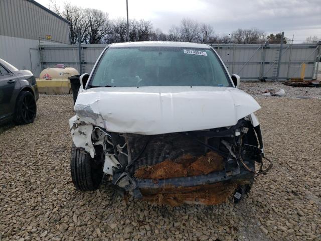 2D4RN3DG9BR613599 - 2011 DODGE GRAND CARA MAINSTREET WHITE photo 5