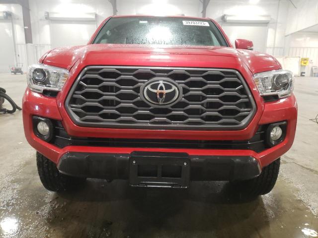3TYSZ5AN6NT086428 - 2022 TOYOTA TACOMA ACCESS CAB RED photo 5