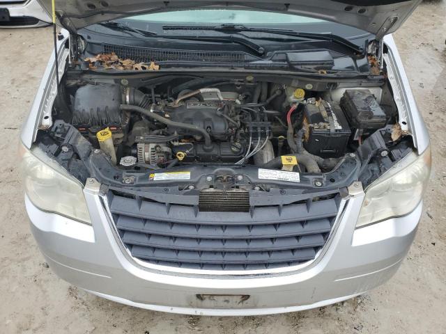 2A8HR44H38R799671 - 2008 CHRYSLER TOWN & COU LX SILVER photo 12