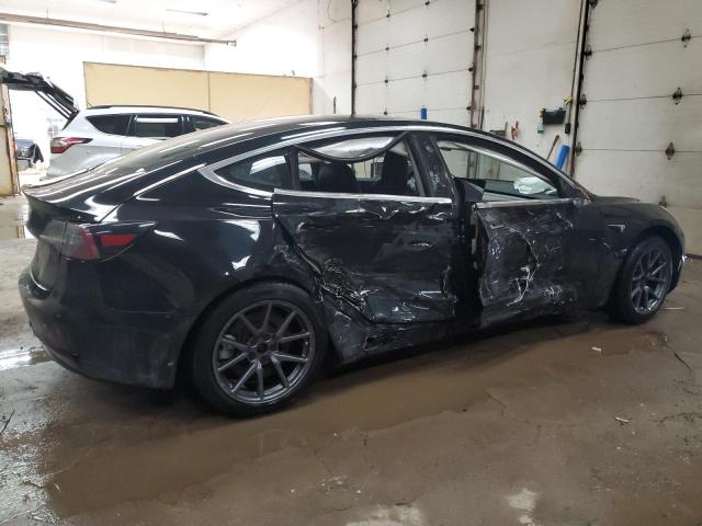 5YJ3E1EA2JF030450 - 2018 TESLA MODEL 3 BLACK photo 3