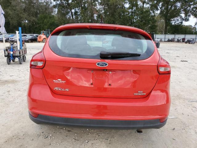 1FADP3K2XFL202032 - 2015 FORD FOCUS SE RED photo 6