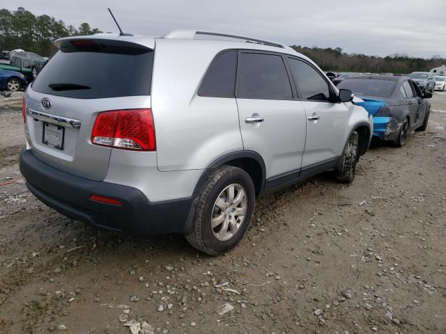 5XYKT3A16BG138650 - 2011 KIA SORENTO BASE SILVER photo 3