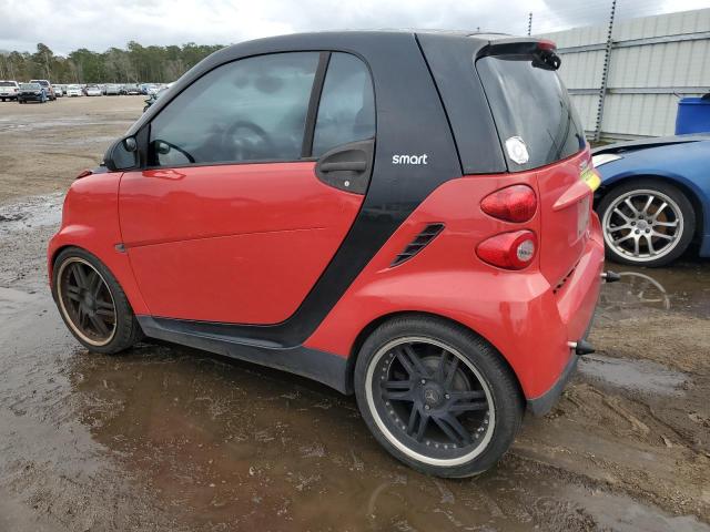 WMEEJ31X19K235882 - 2009 SMART FORTWO PURE RED photo 2