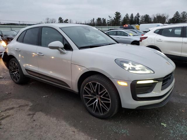 WP1AA2A55PLB10024 - 2023 PORSCHE MACAN BASE GRAY photo 4