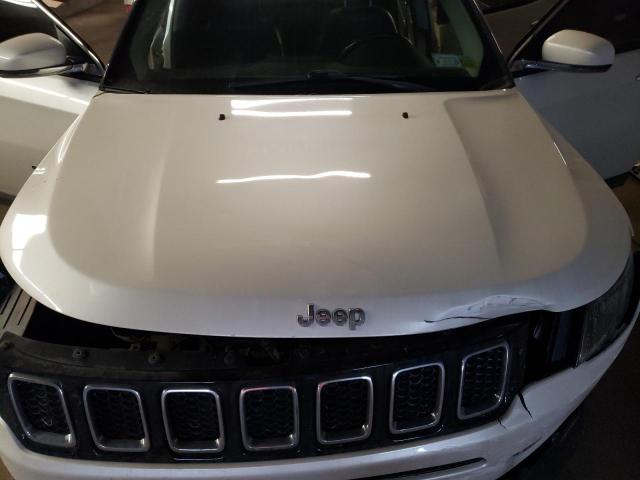 3C4NJDCB4JT357581 - 2018 JEEP COMPASS LIMITED WHITE photo 12