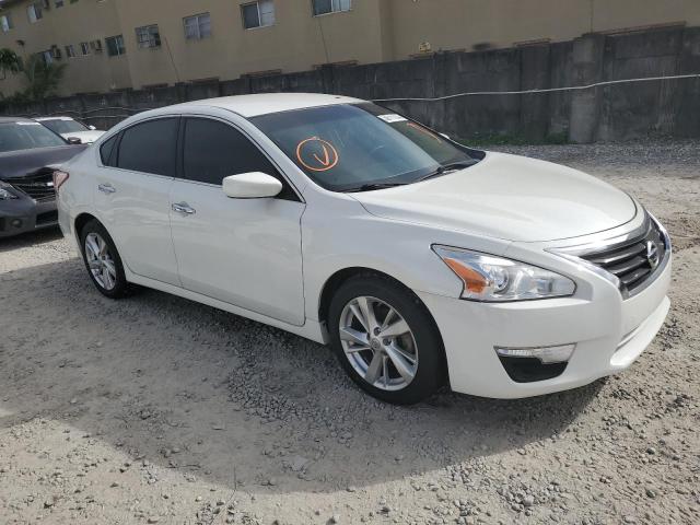 1N4AL3AP7DN548360 - 2013 NISSAN ALTIMA 2.5 WHITE photo 4