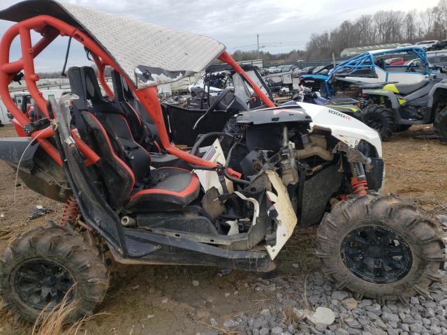 3JBPVAP25GJ000097 - 2016 CAN-AM MAVERICK XC 1000R WHITE photo 9