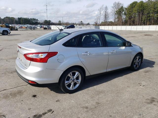 1FADP3F24EL124419 - 2014 FORD FOCUS SE SILVER photo 3