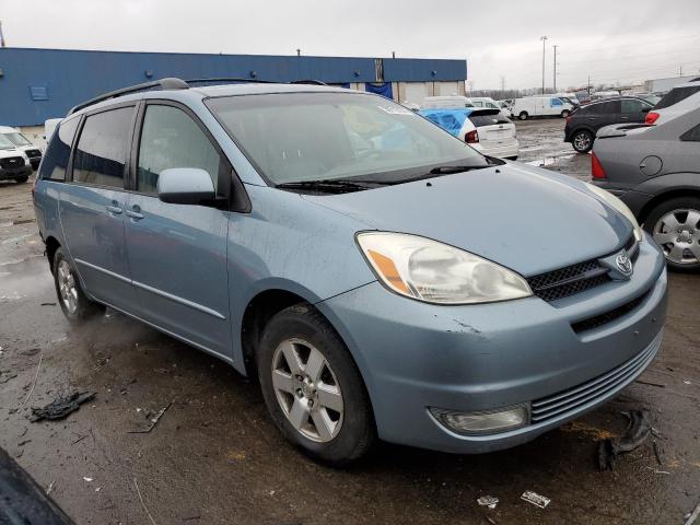 5TDZA22CX4S179545 - 2004 TOYOTA SIENNA XLE BLUE photo 4