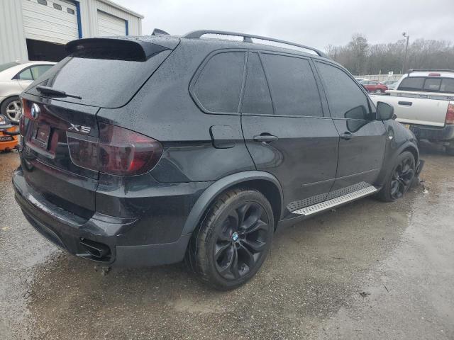 5UXZV8C51D0C15988 - 2013 BMW X5 XDRIVE50I BLACK photo 3