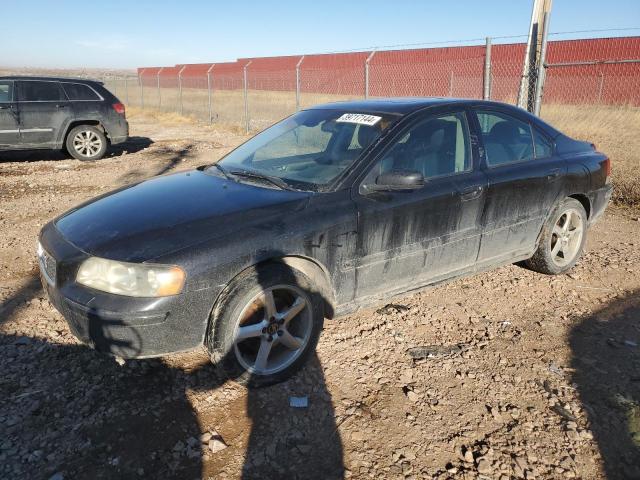 2005 VOLVO S60, 