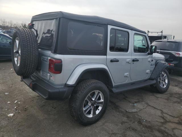 1C4HJXEG4NW260999 - 2022 JEEP WRANGLER U SAHARA SILVER photo 3