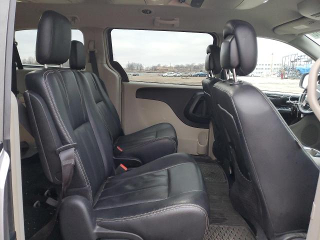 2C4RC1BG7GR295659 - 2016 CHRYSLER TOWN & COU TOURING SILVER photo 11