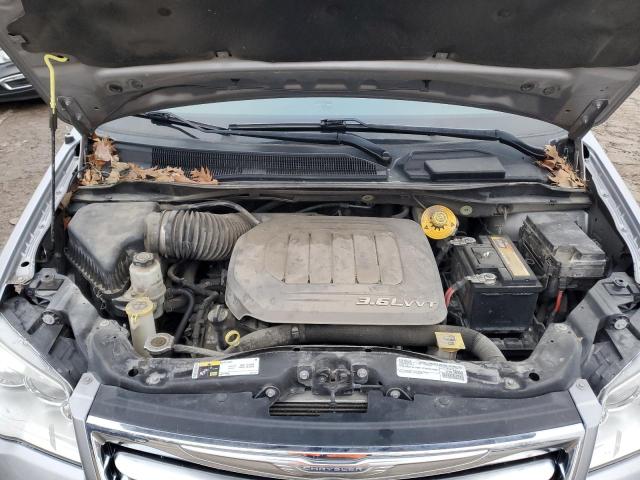 2C4RC1BG7GR295659 - 2016 CHRYSLER TOWN & COU TOURING SILVER photo 12