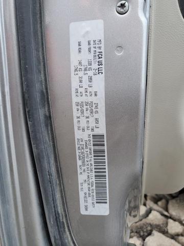 2C4RC1BG7GR295659 - 2016 CHRYSLER TOWN & COU TOURING SILVER photo 13