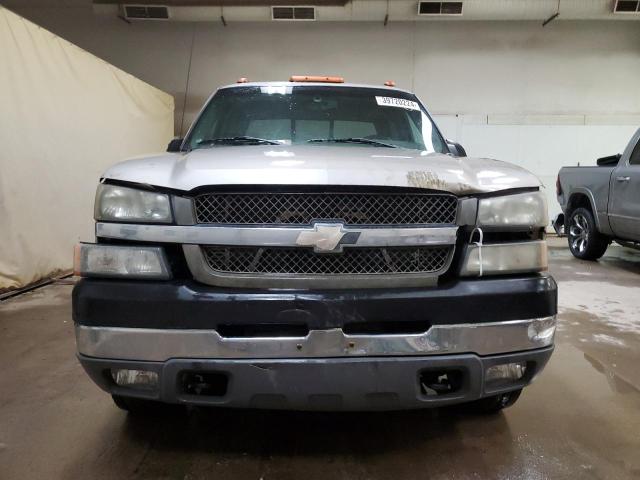 1GCJK33294F263992 - 2004 CHEVROLET SILVERADO K3500 SILVER photo 5