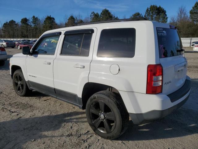 1C4NJRFB4CD588675 - 2012 JEEP PATRIOT LATITUDE WHITE photo 2