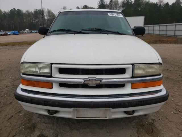 1GNDT13W91K252731 - 2001 CHEVROLET BLAZER LT WHITE photo 5