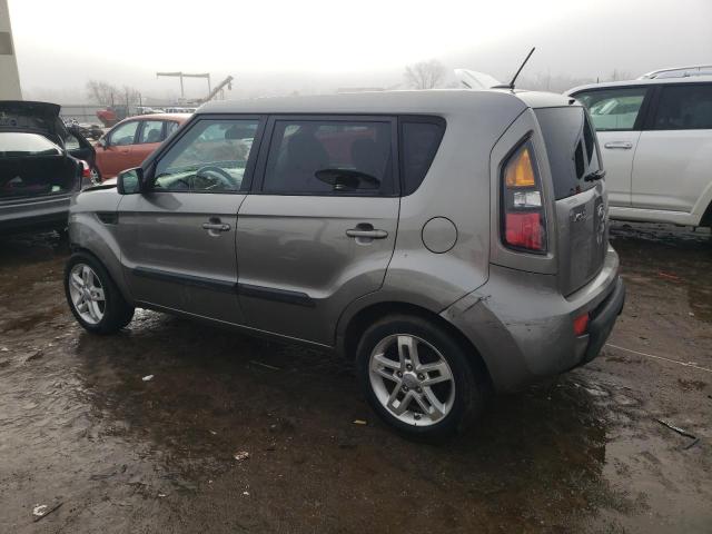 KNDJT2A25B7328516 - 2011 KIA SOUL + GRAY photo 2