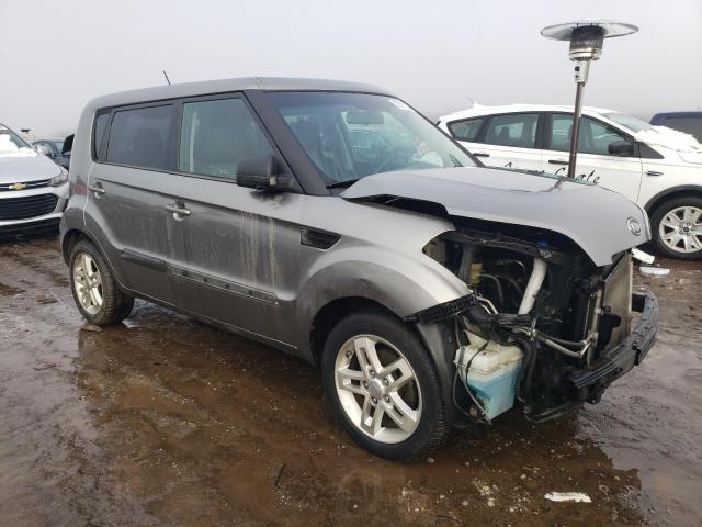 KNDJT2A25B7328516 - 2011 KIA SOUL + GRAY photo 4