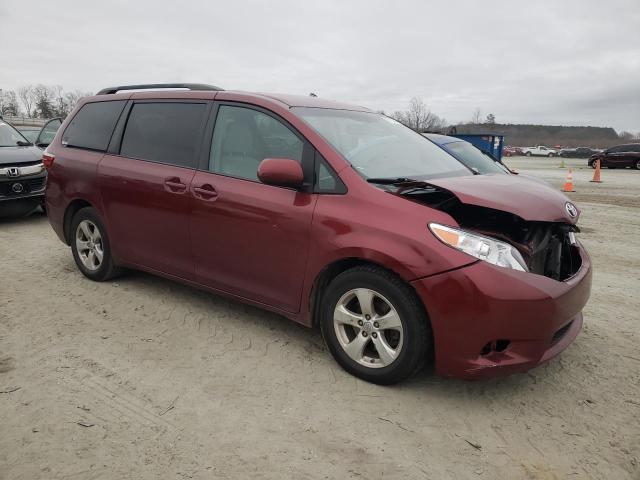 5TDKK3DC1FS560365 - 2015 TOYOTA SIENNA LE MAROON photo 4