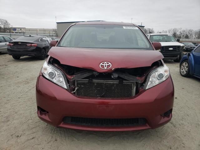 5TDKK3DC1FS560365 - 2015 TOYOTA SIENNA LE MAROON photo 5