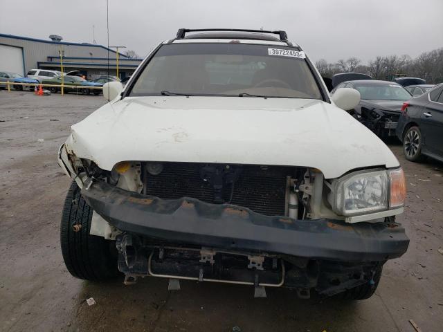 JN8DR09XX2W662793 - 2002 NISSAN PATHFINDER LE WHITE photo 5