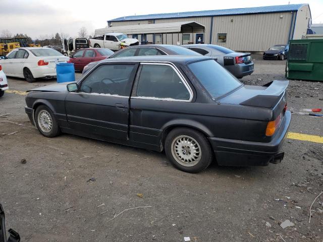 WBAAB5406F9627812 - 1985 BMW 325 E Schwarz Foto 2