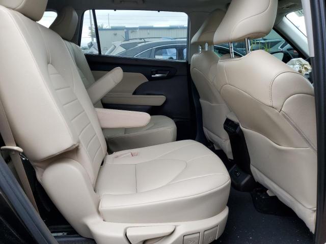 5TDGZRAH5NS540350 - 2022 TOYOTA HIGHLANDER XLE BLACK photo 11