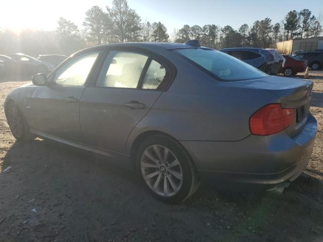 WBAPH7C50BE461497 - 2011 BMW 328 I SILVER photo 2